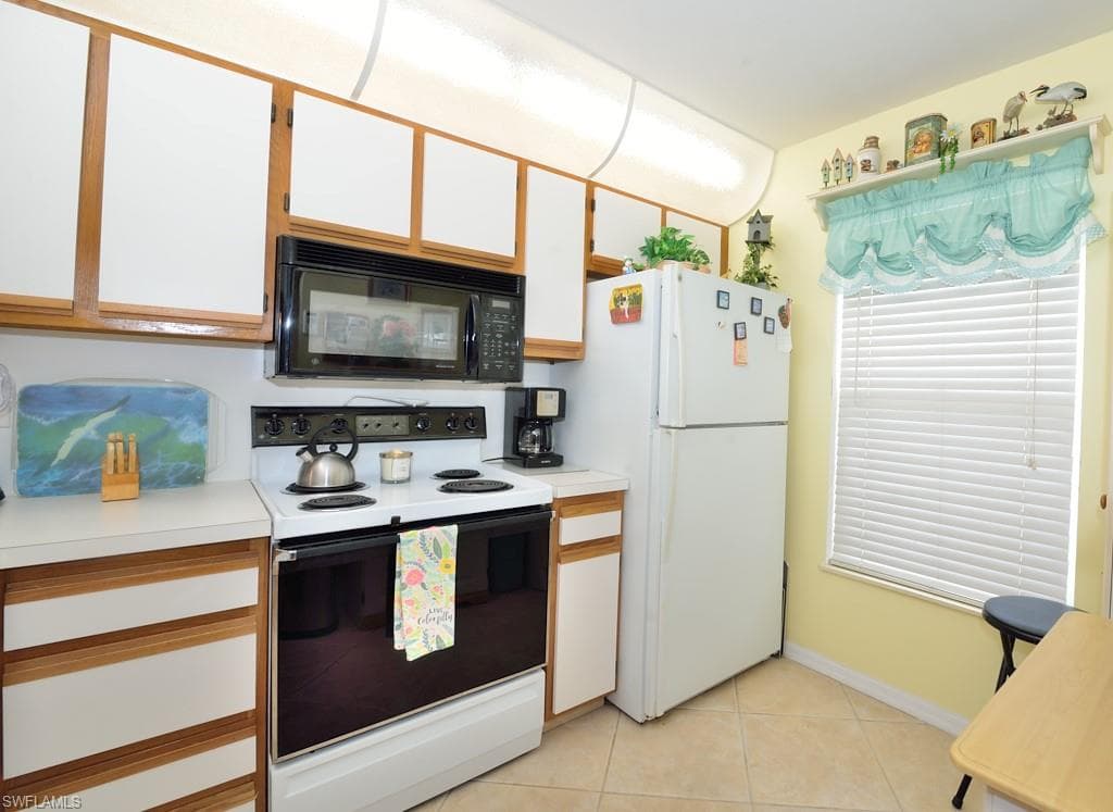 1165 Mainsail DR # 603, NAPLES FL 34114-9