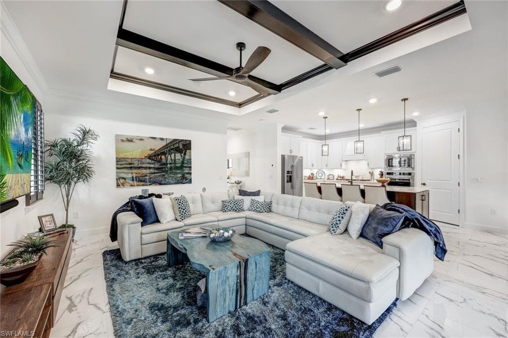 6770 Pennyroyal DR, NAPLES FL 34114-2