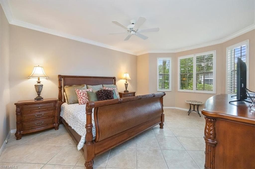5060 Yacht Harbor CIR 102-16