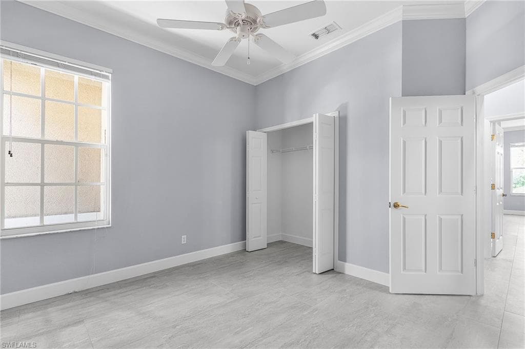 6835 Old Banyan WAY, NAPLES FL 34109-22