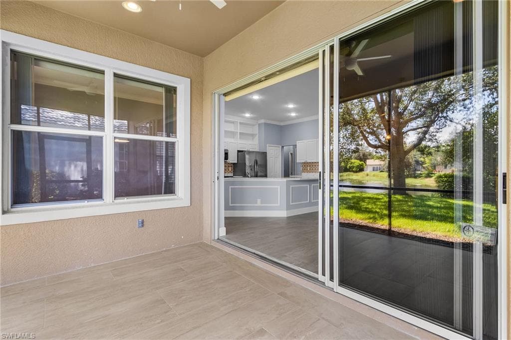 6835 Old Banyan WAY, NAPLES FL 34109-25