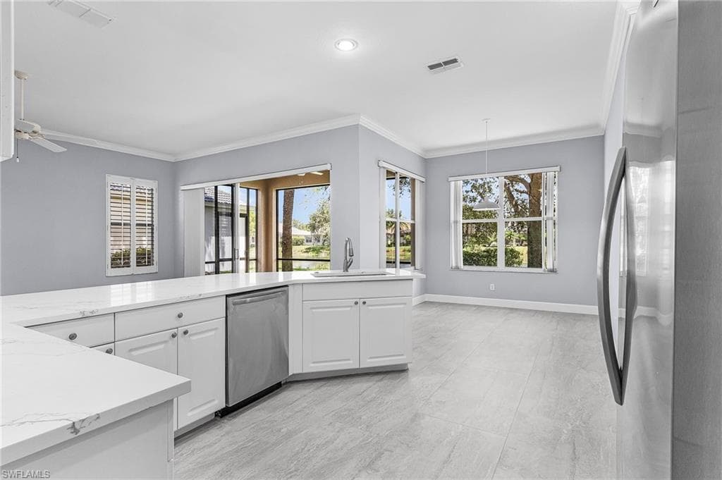 6835 Old Banyan WAY, NAPLES FL 34109-8