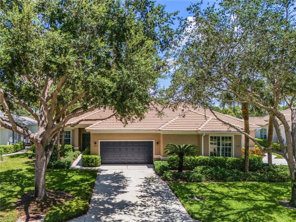 6835 Old Banyan WAY, NAPLES FL 34109-29