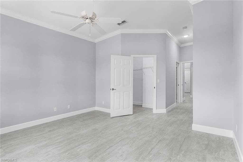 6835 Old Banyan WAY, NAPLES FL 34109-18