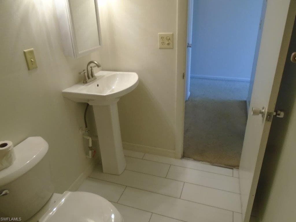 708 Victoria DR 206-17