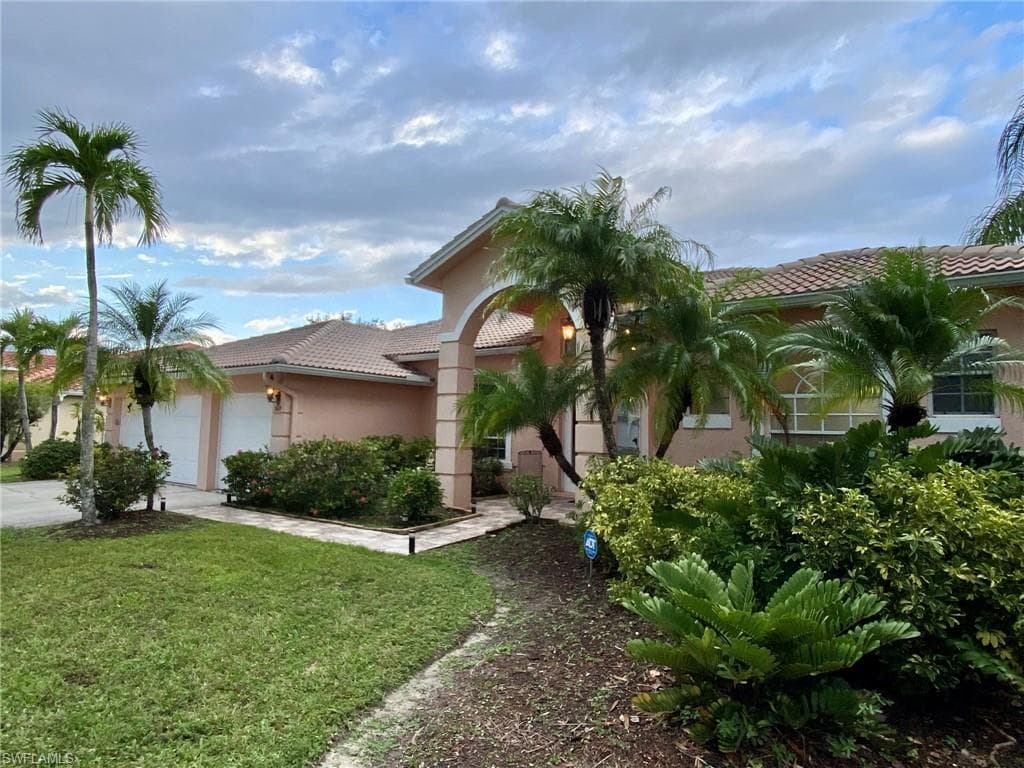 3419 Allegheny CT, NAPLES FL 34120-25