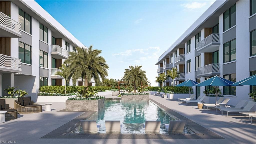 4936 Tamiami TRL E # 221, NAPLES FL 34113-3