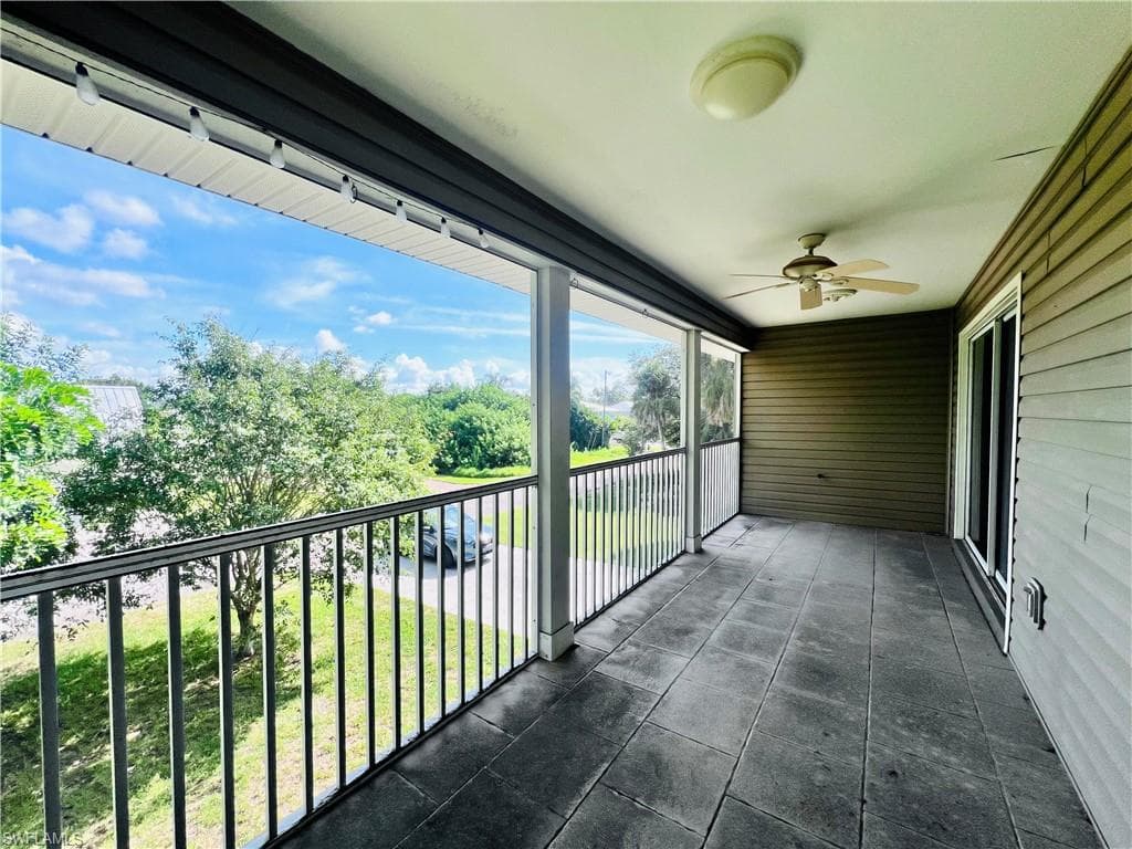 3981 Bennett LN, BONITA SPRINGS FL 34134-12