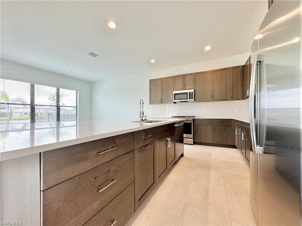 20921 Thistle Leaf LN, ESTERO FL 33928-9