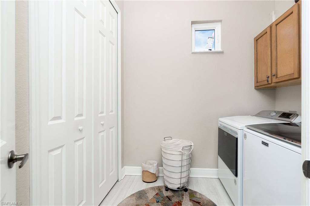 175 Shadroe Cove CIR # 1104, CAPE CORAL FL 33991-31