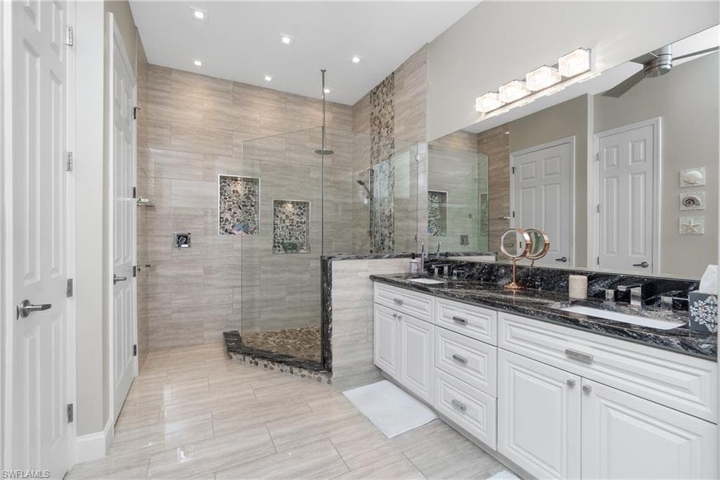 175 Shadroe Cove CIR # 1104, CAPE CORAL FL 33991-23