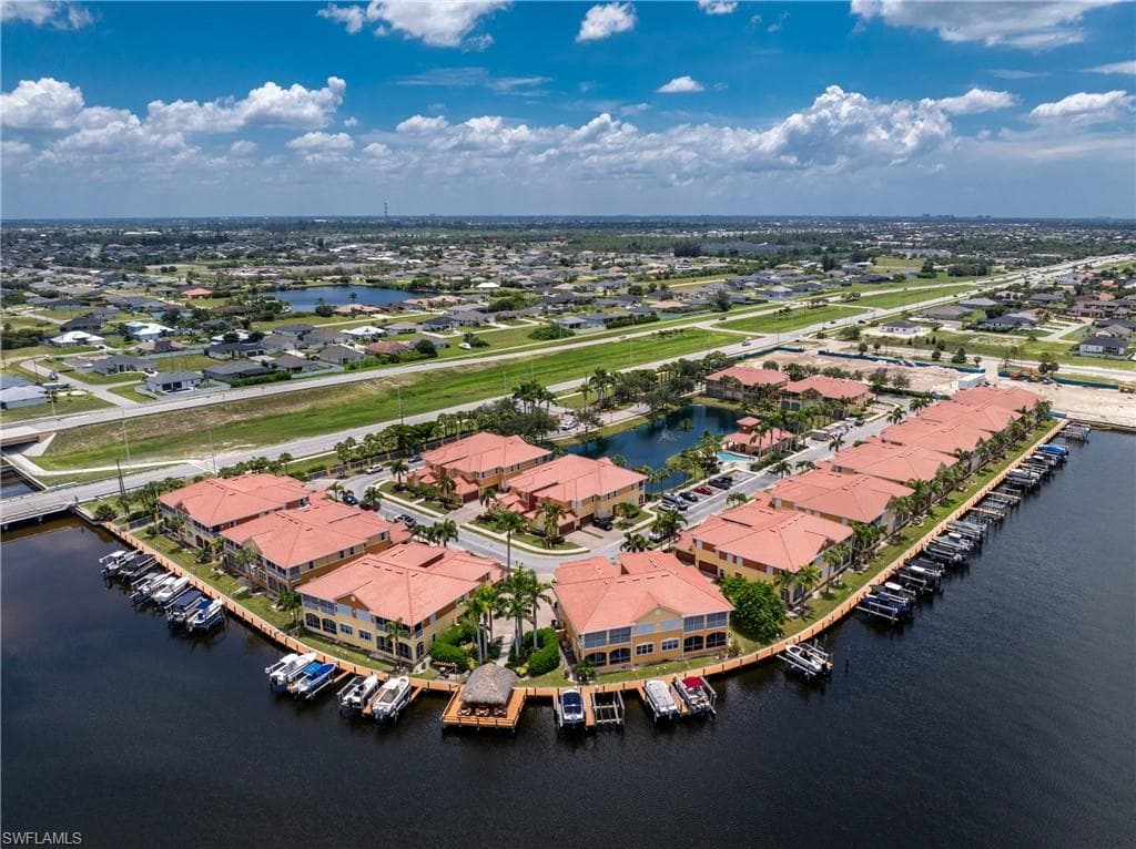 175 Shadroe Cove CIR # 1104, CAPE CORAL FL 33991-43