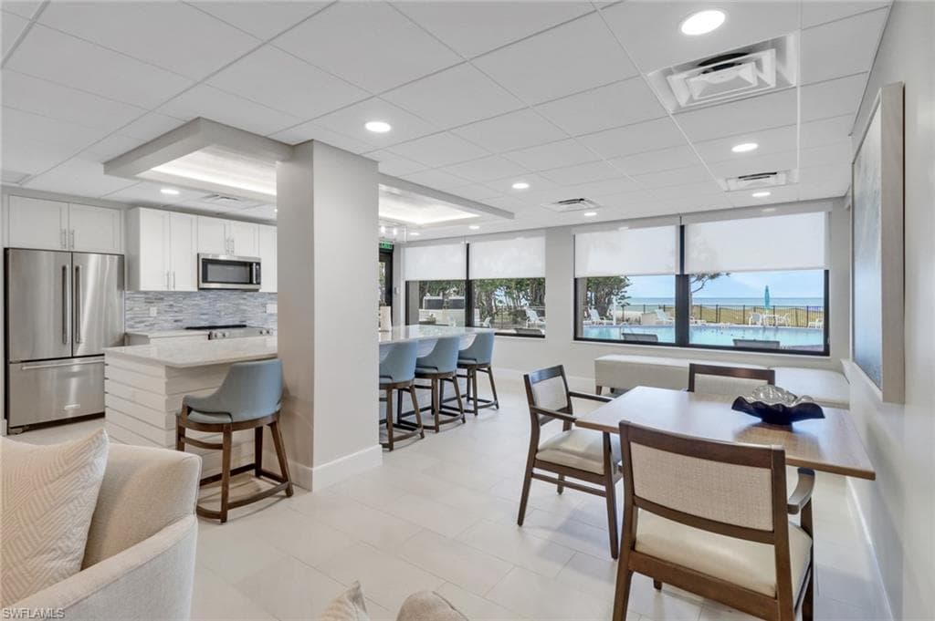 3399 Gulf Shore BLVD N # 303, NAPLES FL 34103-44