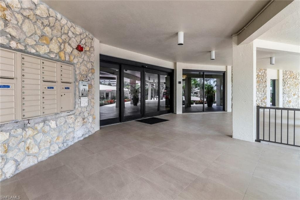 3399 Gulf Shore BLVD N # 303, NAPLES FL 34103-39