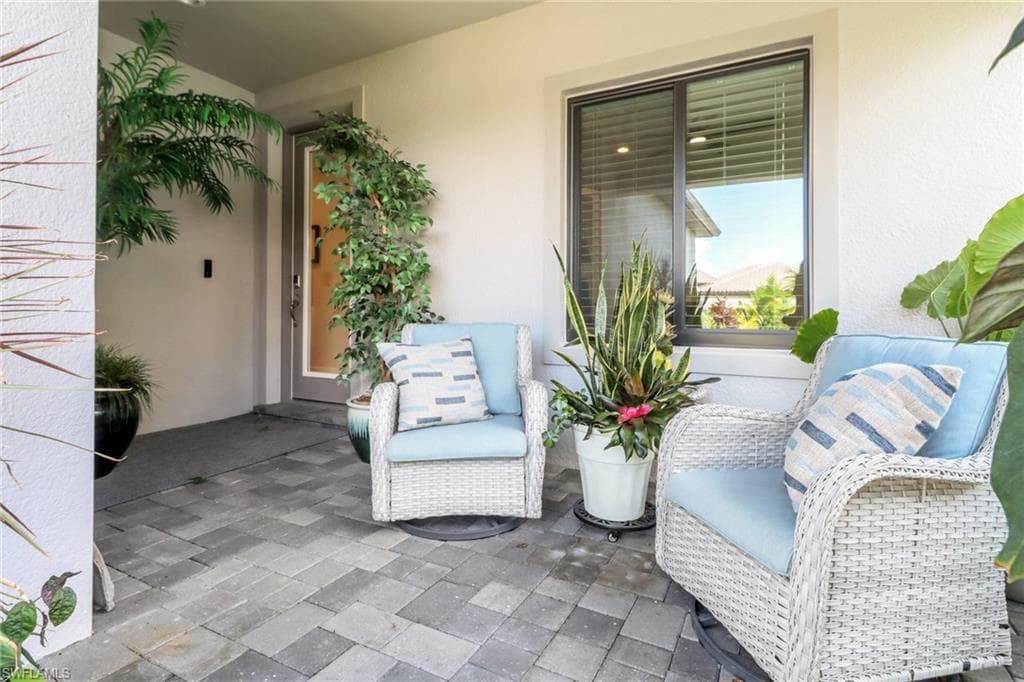 4076 Pegasus WAY, NAPLES FL 34120-1