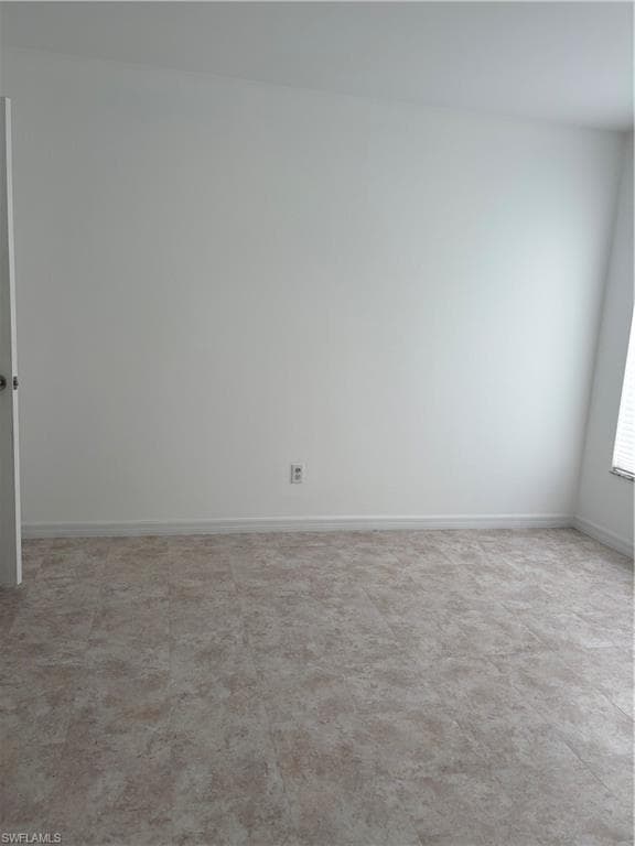 177 Santa Clara CIR # 5, NAPLES FL 34104-9