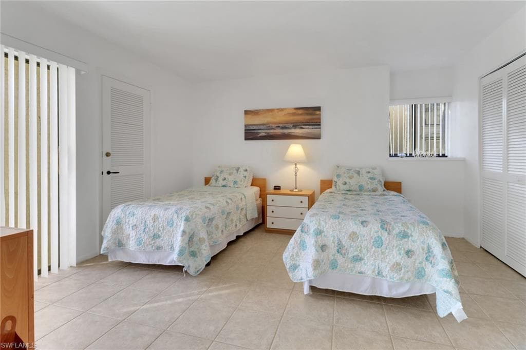 5015 Harbortown LN # 104, FORT MYERS FL 33919-8