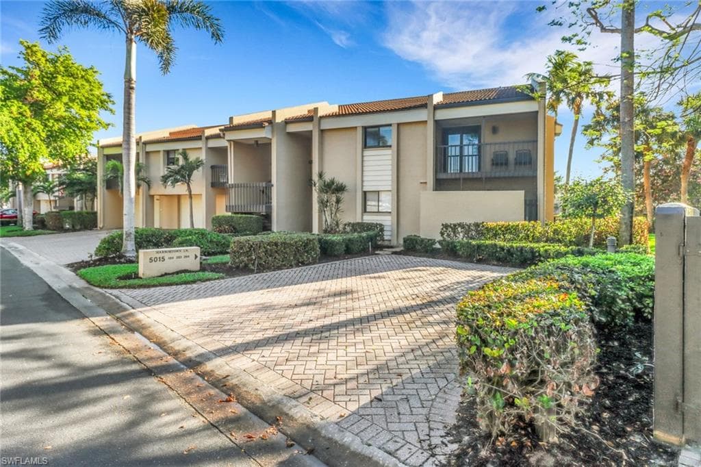 5015 Harbortown LN # 104, FORT MYERS FL 33919-10