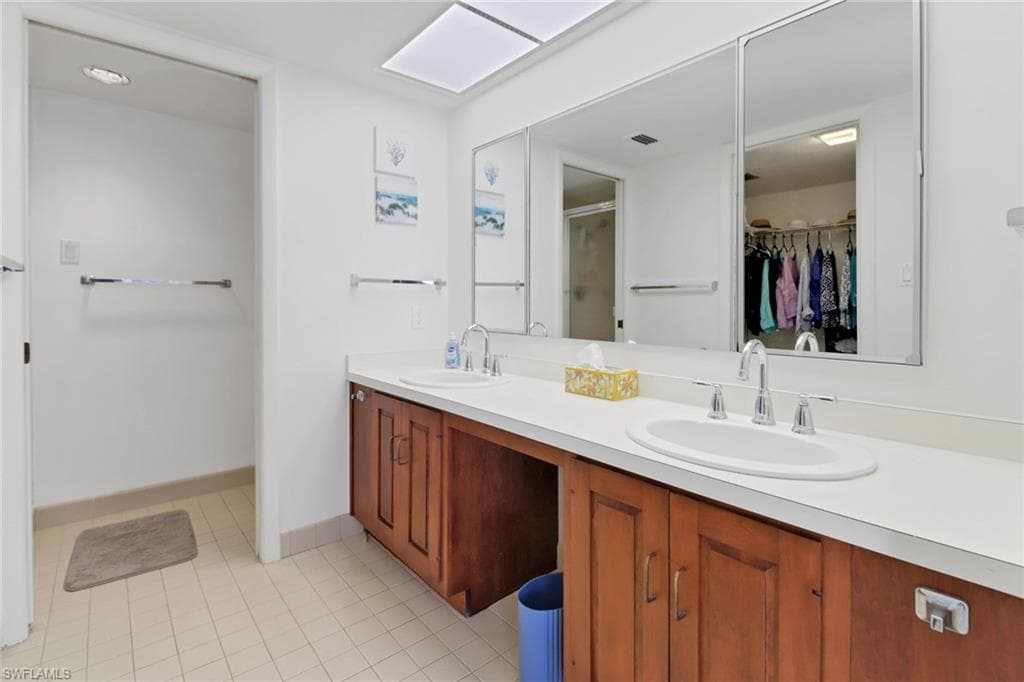 5015 Harbortown LN # 104, FORT MYERS FL 33919-18