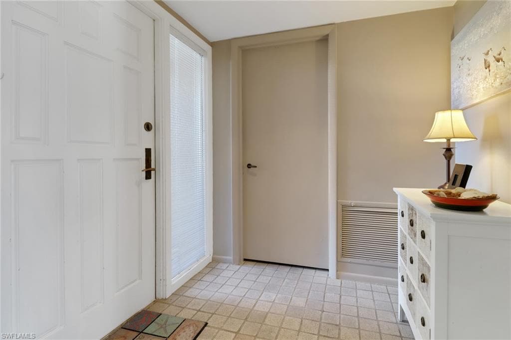 5015 Harbortown LN # 104, FORT MYERS FL 33919-3