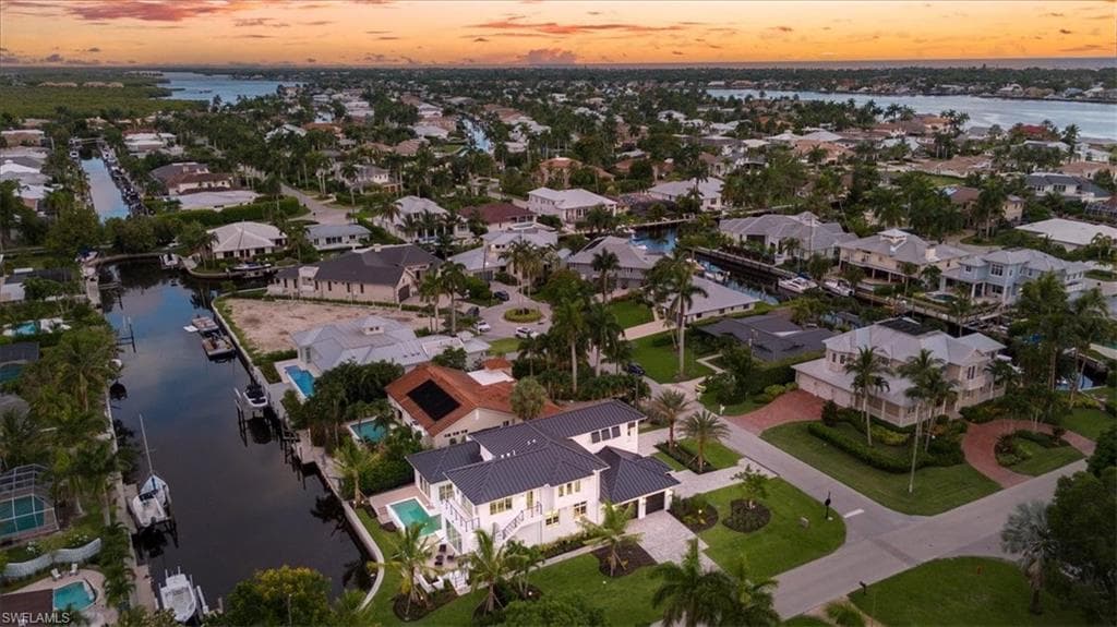 1645 Bonita CT-1
