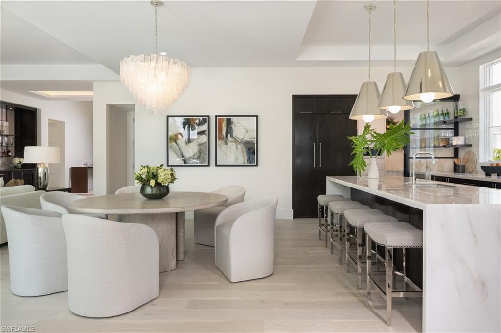 1645 Bonita CT-6