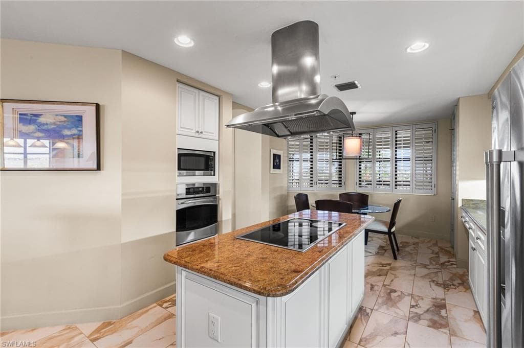 11600 Court Of Palms # 204, FORT MYERS FL 33908-9