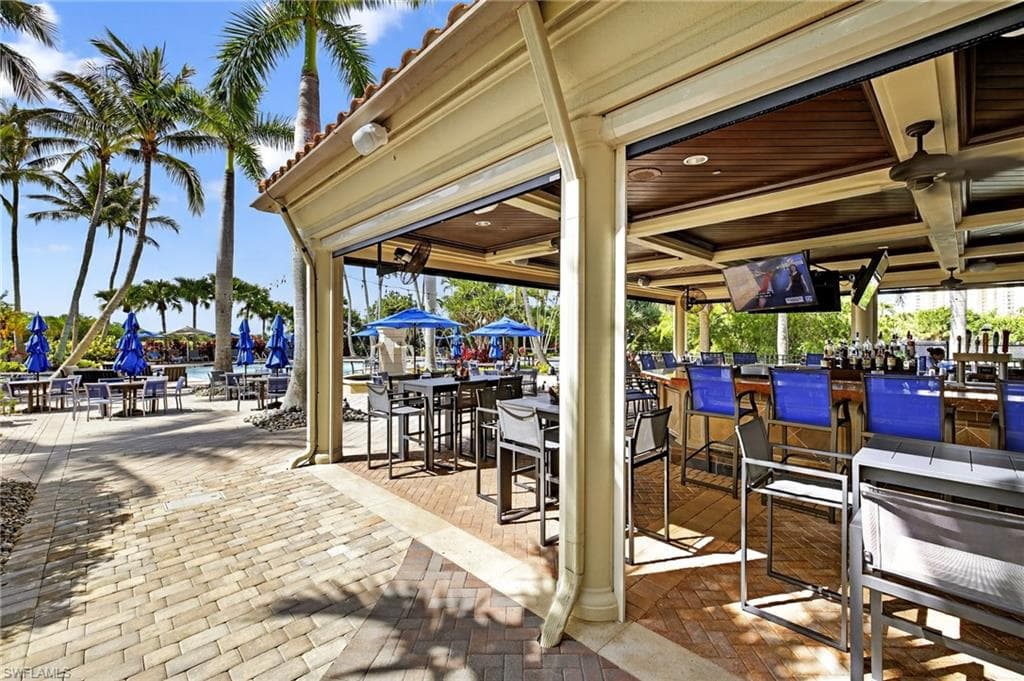 1060 Borghese LN # 702, NAPLES FL 34114-42