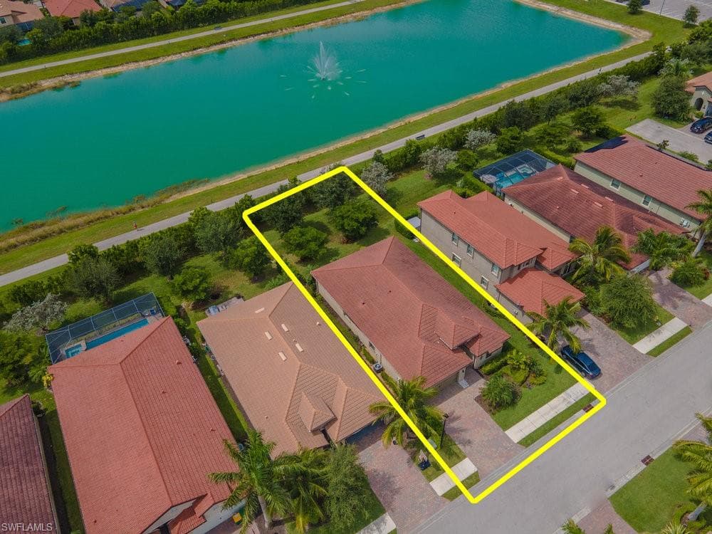 16374 Barclay CT, NAPLES FL 34110-1