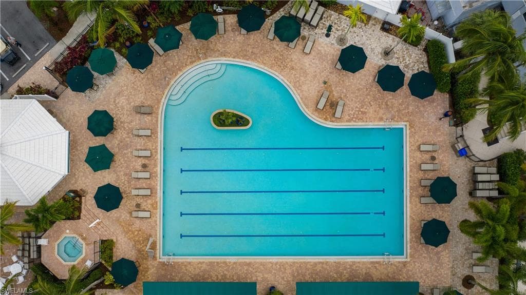 1325 Sweetwater CV # 201, NAPLES FL 34110-1