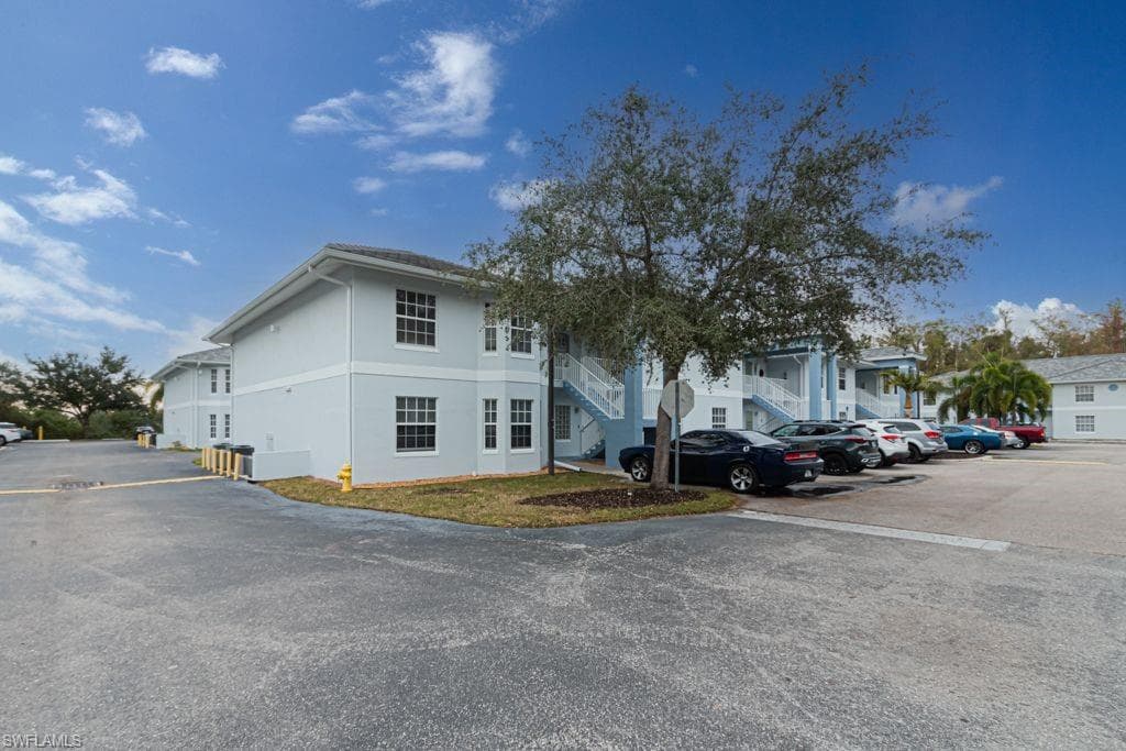 8416 Bernwood Cove LOOP # 1602, FORT MYERS FL 33966-25