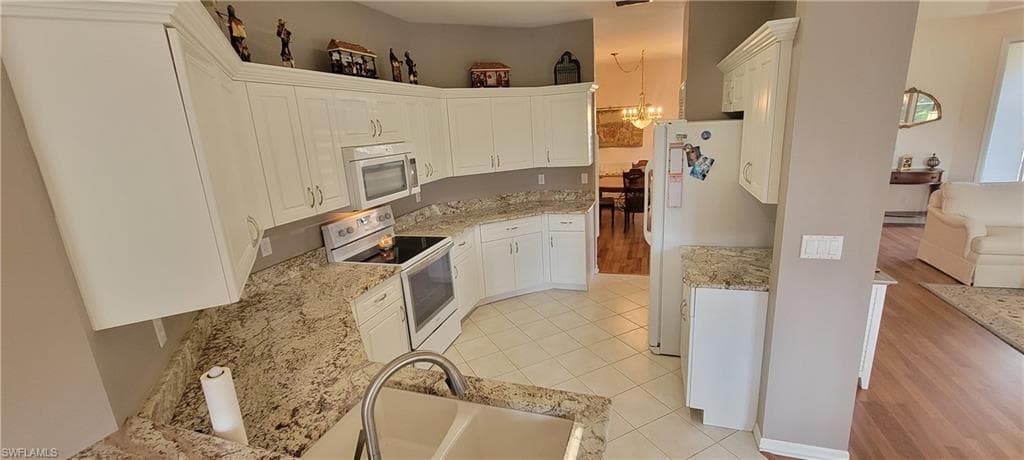8524 Fairway Bend DR, ESTERO FL 33967-5