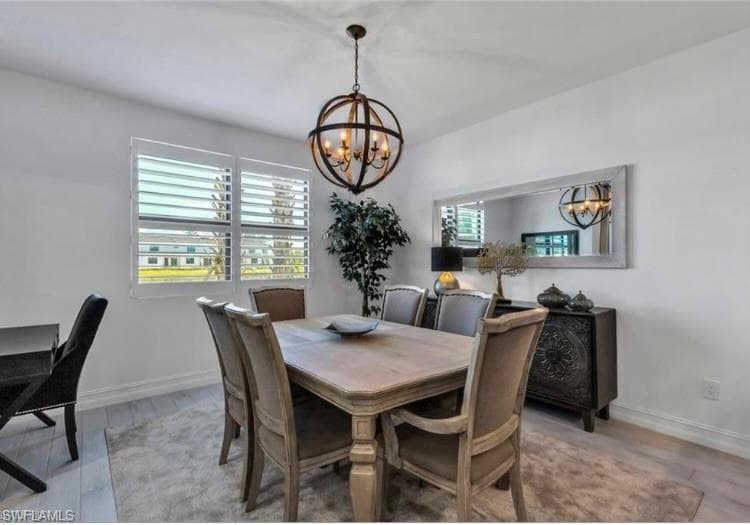 7580 Carnegie WAY, NAPLES FL 34119-8