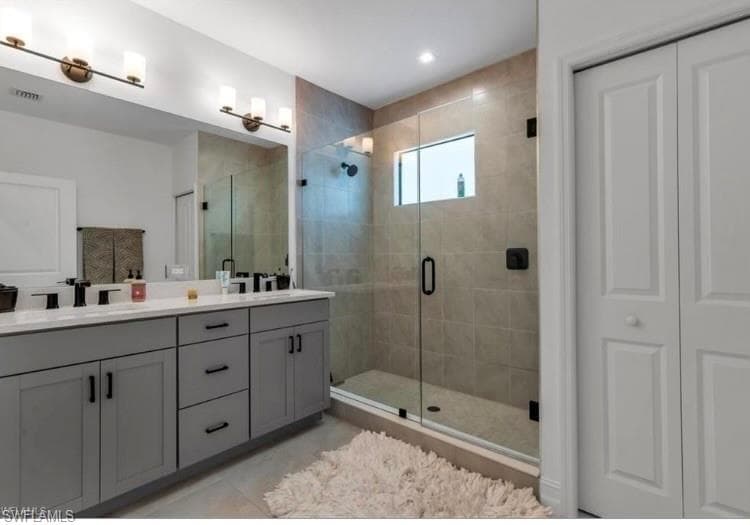 7580 Carnegie WAY, NAPLES FL 34119-18