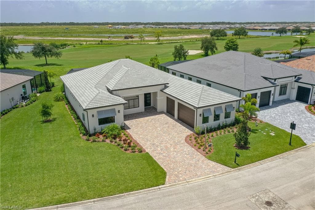 3383 Chestnut Grove DR, ALVA FL 33920-1