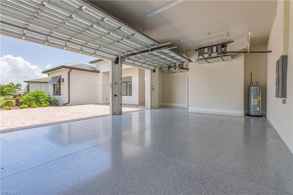 3383 Chestnut Grove DR, ALVA FL 33920-31