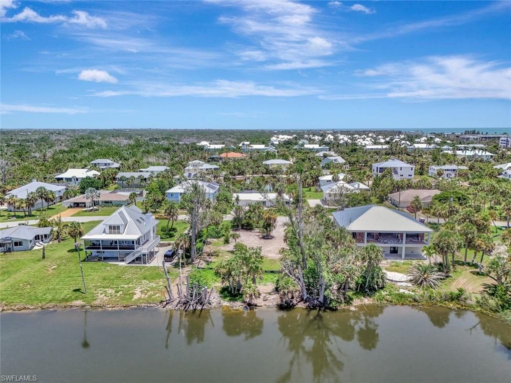 231 Palm Lake DR, SANIBEL FL 33957-2