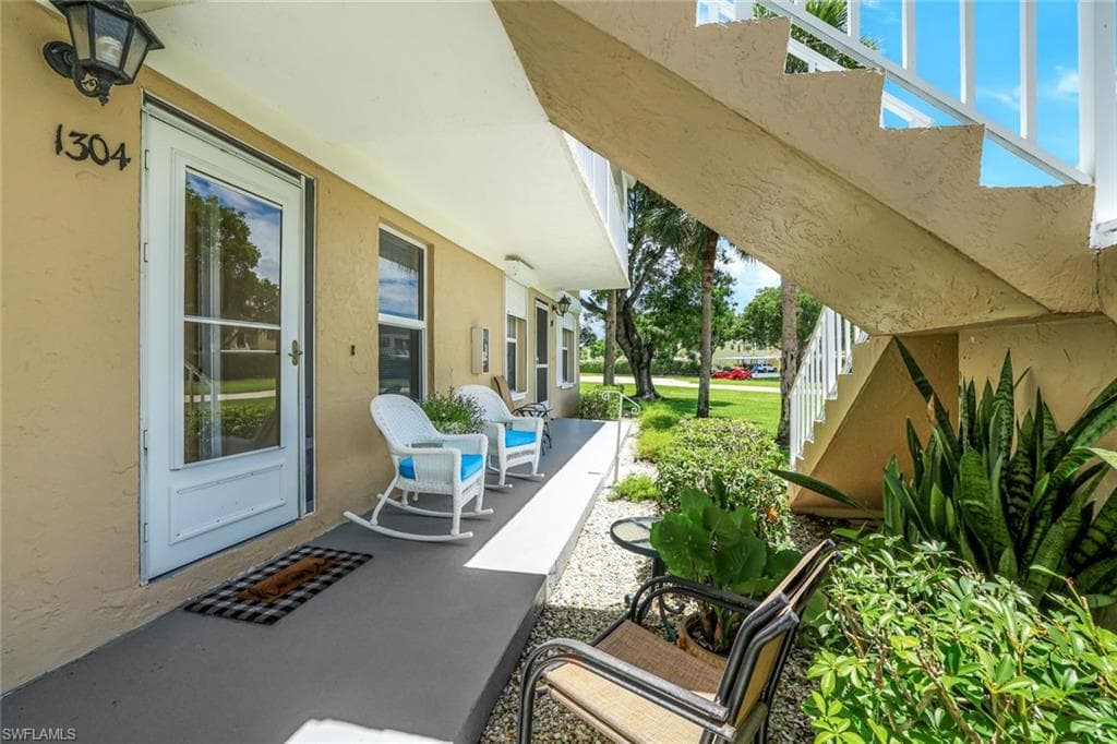 1335 Mainsail DR # 1304, NAPLES FL 34114-2