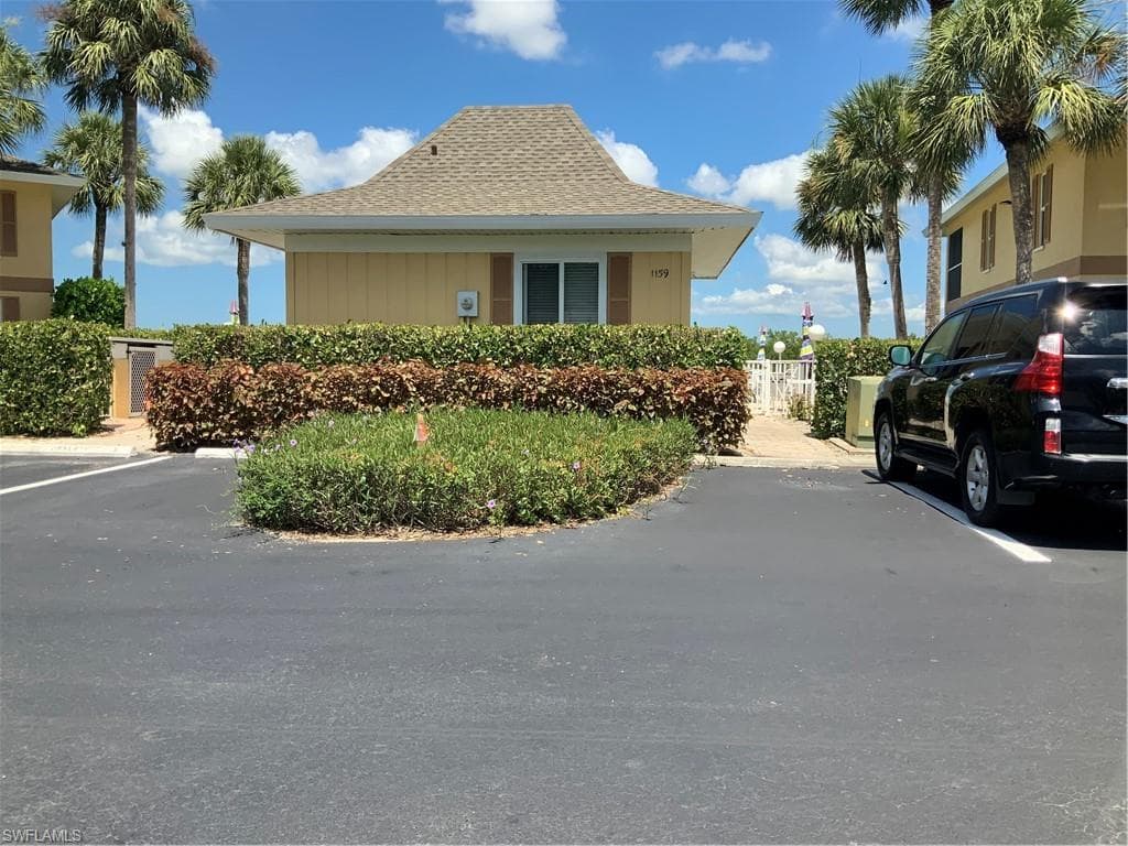 1335 Mainsail DR # 1304, NAPLES FL 34114-30