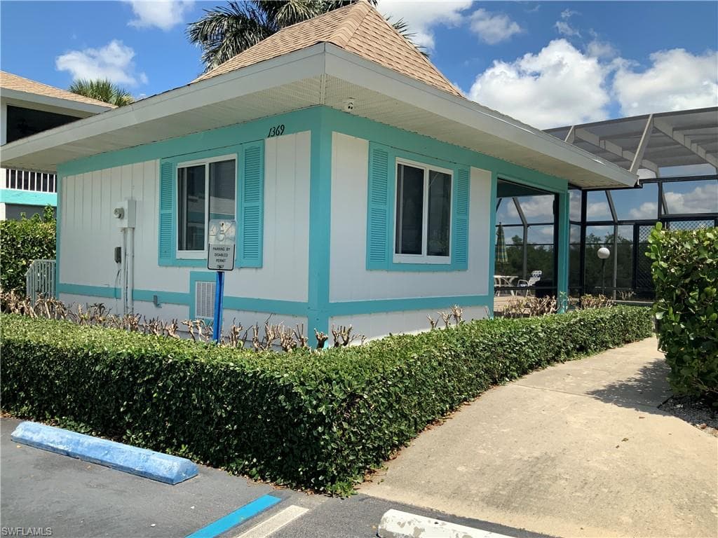 1335 Mainsail DR # 1304, NAPLES FL 34114-28