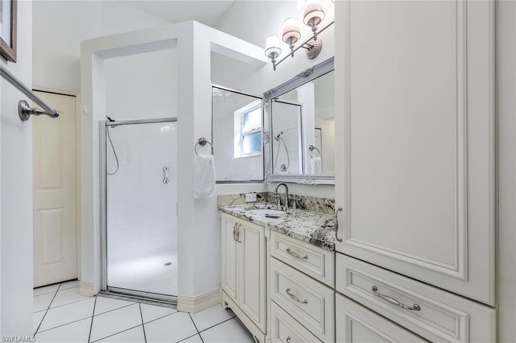 510 Captn Kate CT # 32, NAPLES FL 34110-13