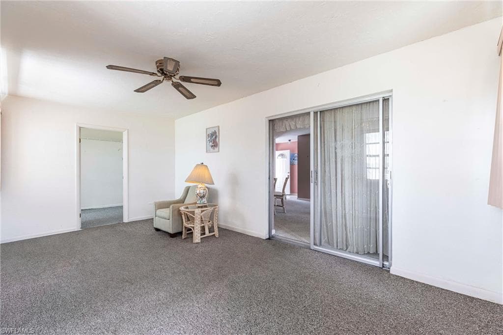 365 Westpark RD, LEHIGH ACRES FL 33936-13