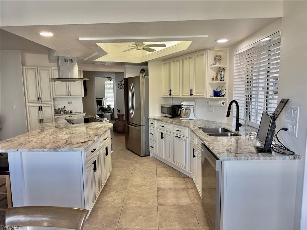 2215 Channel WAY, NORTH FORT MYERS FL 33917-25