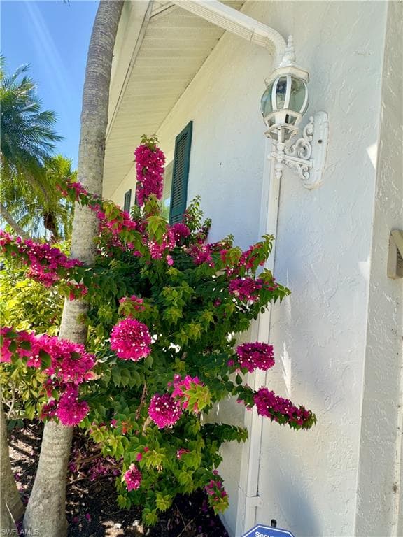 2215 Channel WAY, NORTH FORT MYERS FL 33917-15