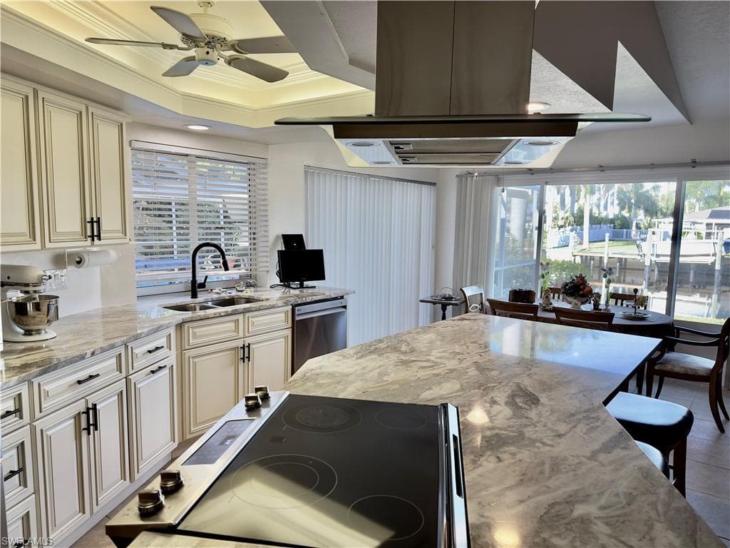 2215 Channel WAY, NORTH FORT MYERS FL 33917-24