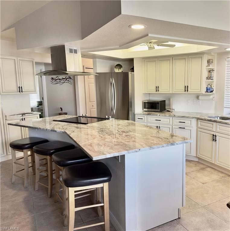 2215 Channel WAY, NORTH FORT MYERS FL 33917-2