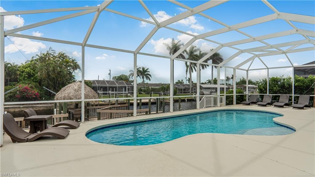 5328 Mayfair CT, CAPE CORAL FL 33904-5