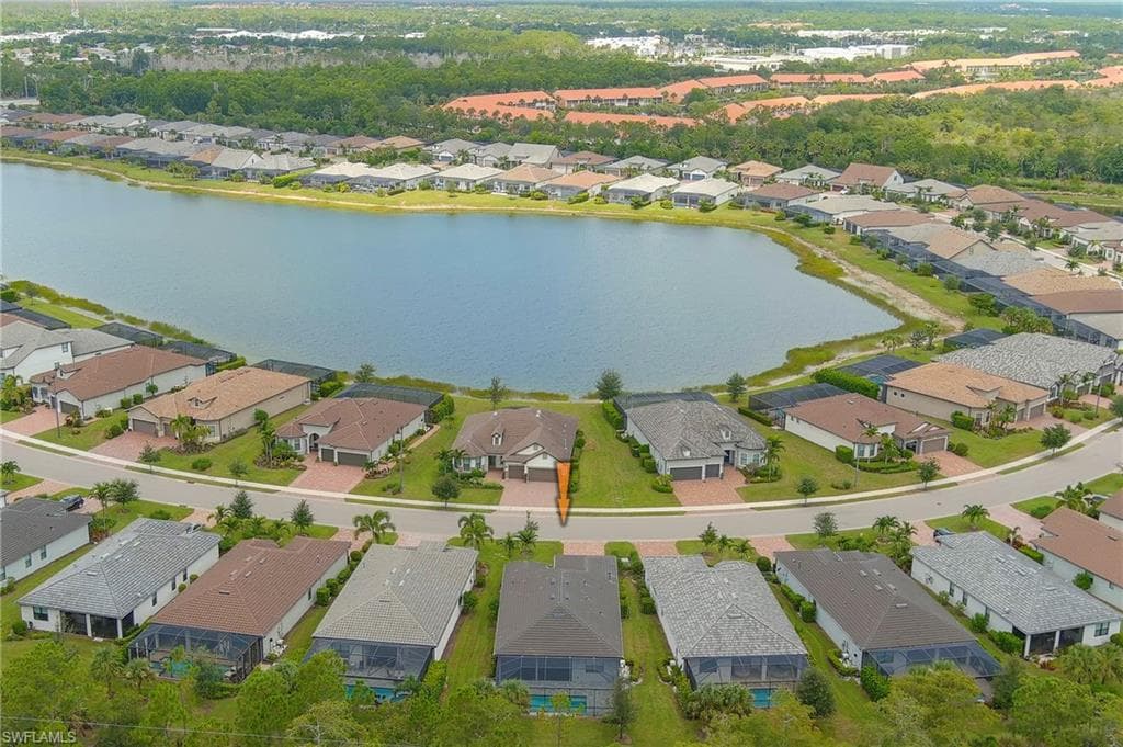 6902 Winding Cypress DR, NAPLES FL 34114-34