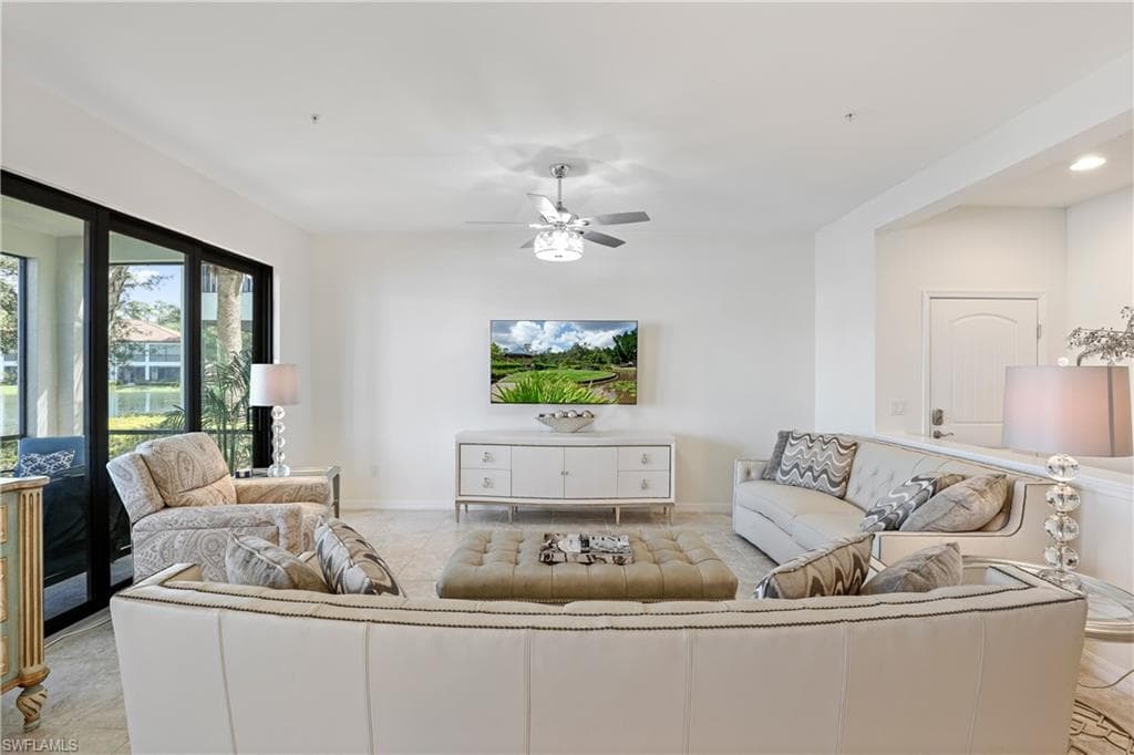 15145 Palmer Lake CIR # 103, NAPLES FL 34109-4