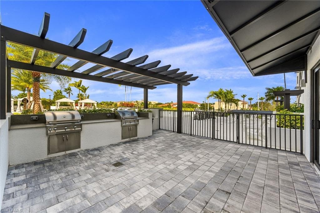 1111 Central # 417S, NAPLES FL 34102-2